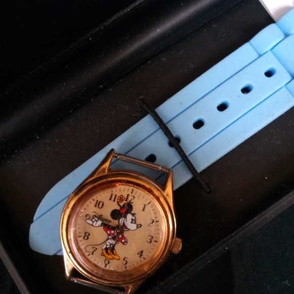 Cinderella disney blue silver watch new in box - Picture 5 of 12